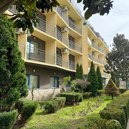 Apartman Studio In Club Jasmine For 3 Guests & Free Parking Napospart