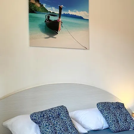 Studio In Club Jasmine For 3 Guests & Free Parking Apartamento